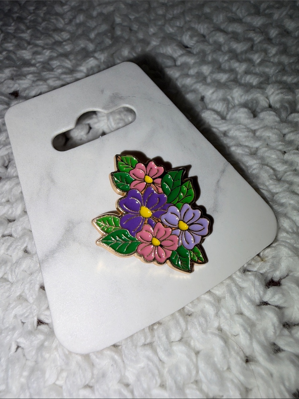 Floral Bouquet Bouquet Pin NWT